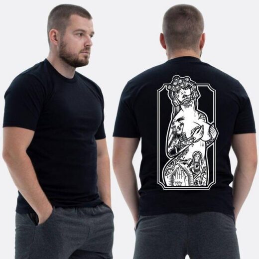 Футболка PrintBro ЗСУ з принтом Sunset Goons Дівчина з тату прикриває груди